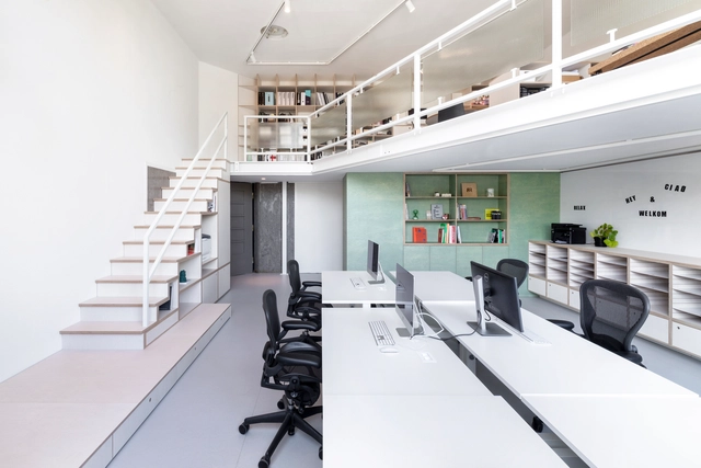 Ninetynine Office / Ninetynine - Interior Photography, Offices Interiors, Kitchen, Stairs, Chair, Table