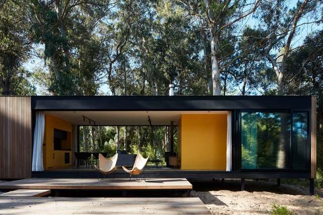 Sobre la construcción modular en fábrica: conoce las obras de iHouse estudio en Uruguay - Imagen Principal