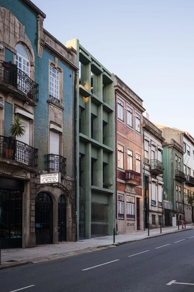 Casa da Árvore / Pedra Líquida - Fotografía exterior, Residencial, Fachada