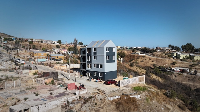 Vivienda prefabricada en Chile: el proyecto de ELEMENTAL para la reconstrucción de Viña del Mar - Imagen Principal